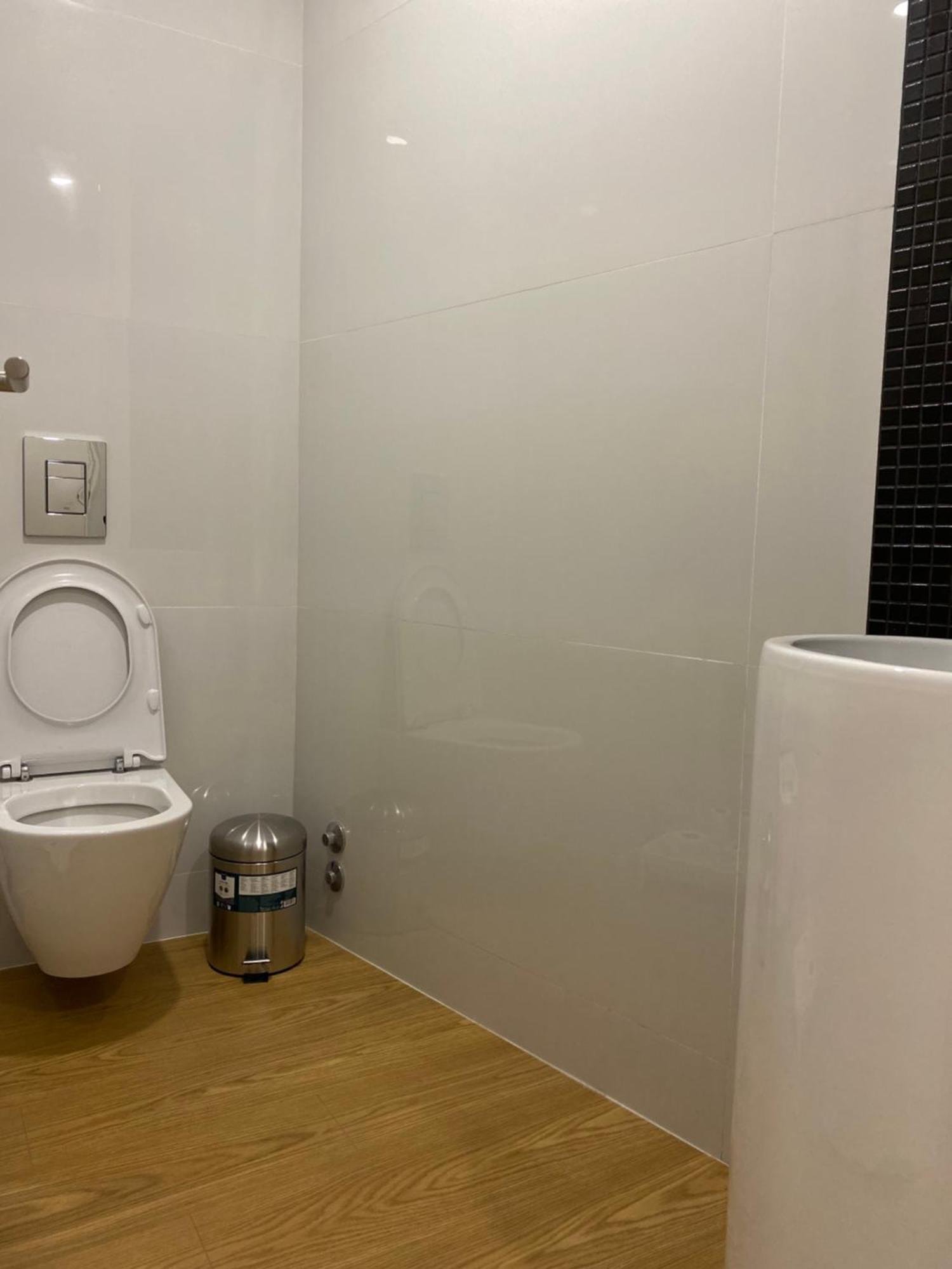 Hostel Casa Augusta 4 *